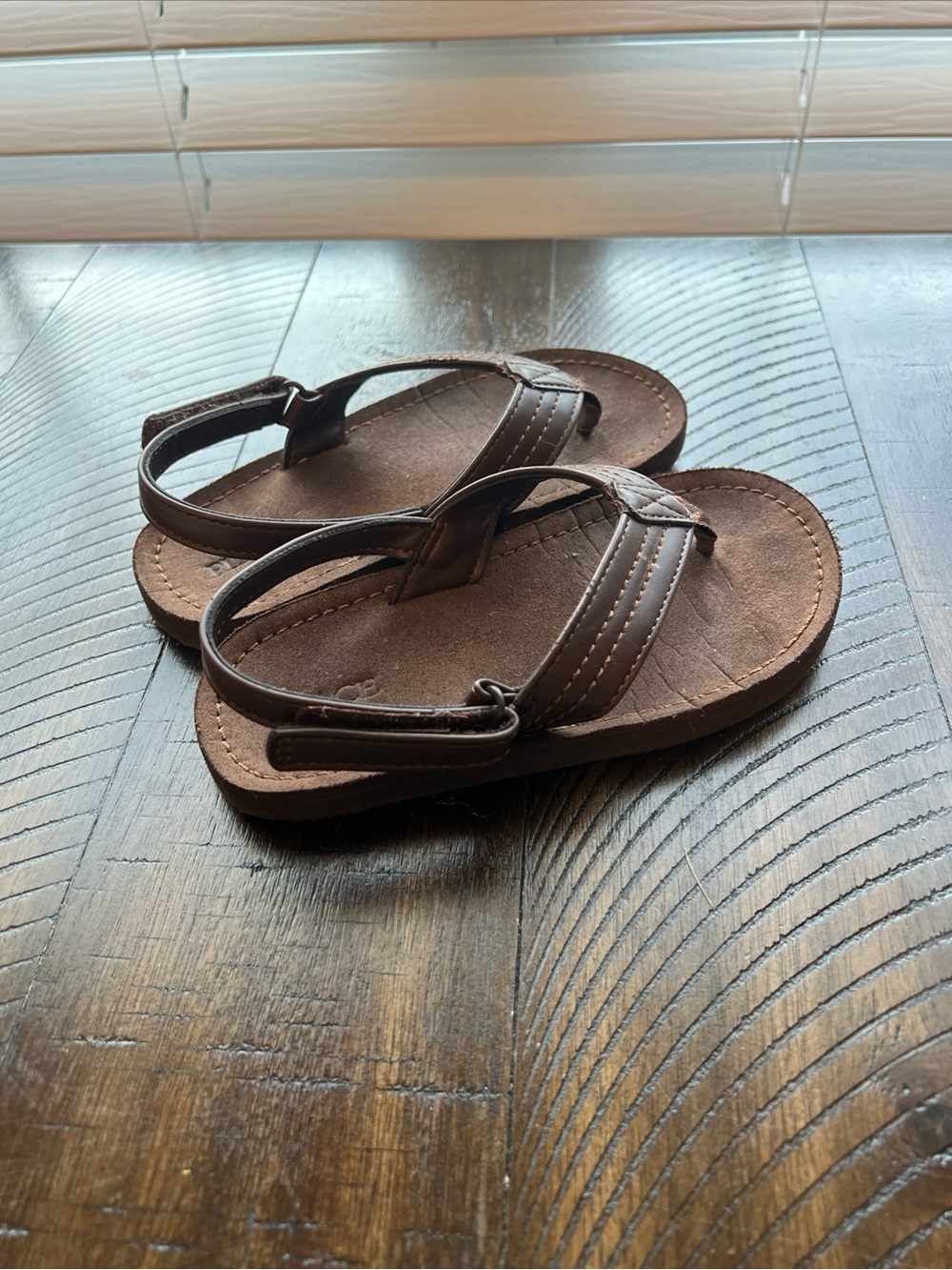 The Children's Place Brown Kids Strap Sandals Flip Flop Style Thong